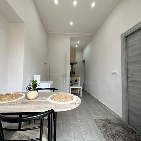 Ferienwohnung Di Vaio S Apartament Neapel Exterior foto